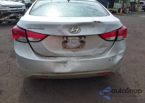 2013 Hyundai Elantra Gls из США, поврежденный, VIN KMHDH4AE7DU787065